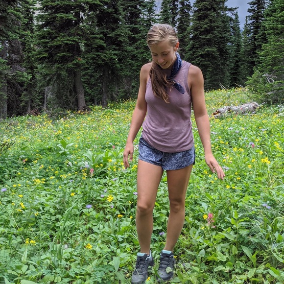 Meet your Posher, Ishel - Picture 2 of 2